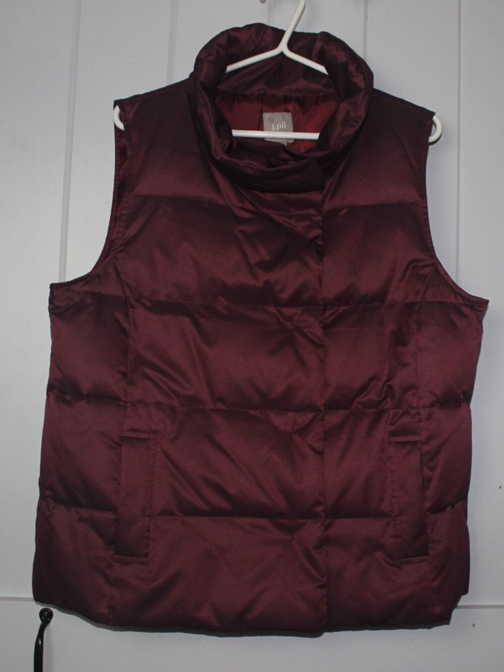 J JILL WOMENS PUFFER VEST SZ LG Purple